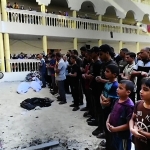 Missiles Hit The Gaza School - Gallery: While They Prayed...